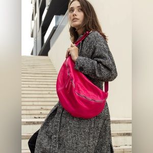 Lusher Sling and Belt Bag SOLD OUT Fushia 🌺